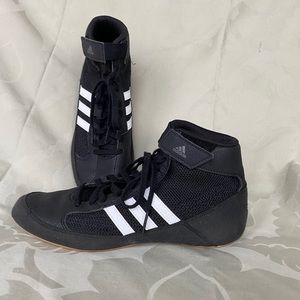 Wrestling shoes